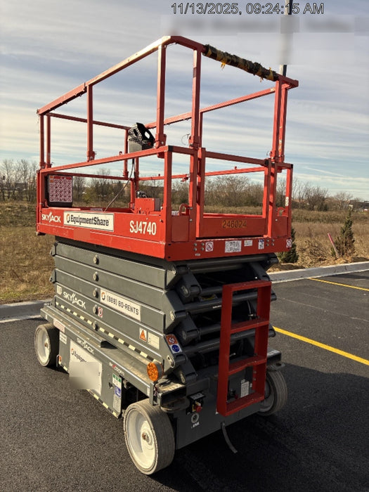 2022 SKYJACK SJ4740