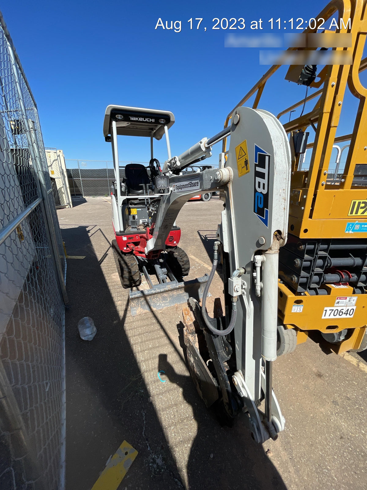 2023 TAKEUCHI TB20e
