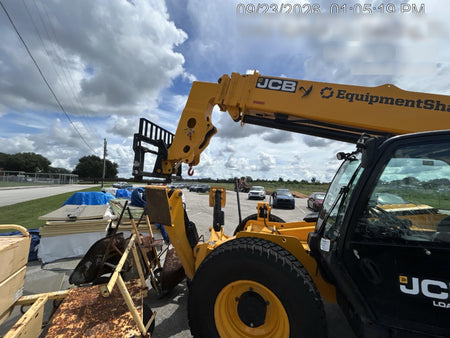 2025 JCB 512-56