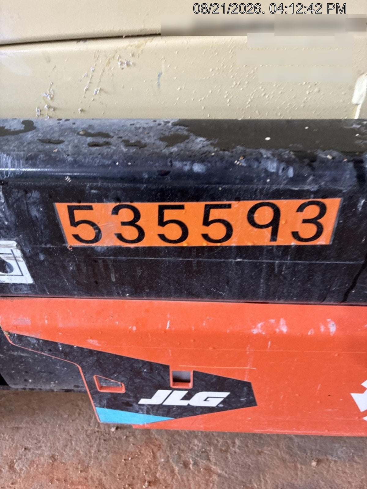 2025 JLG ES3246
