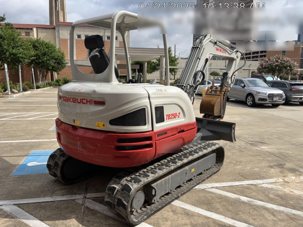2025 TAKEUCHI TB250-2R
