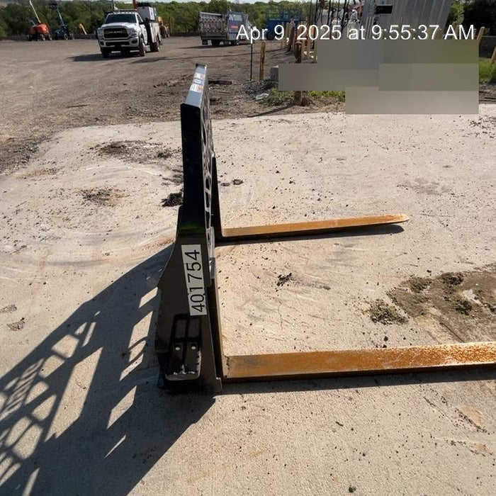 2024 PALADIN 48" Pallet Forks - Paladin