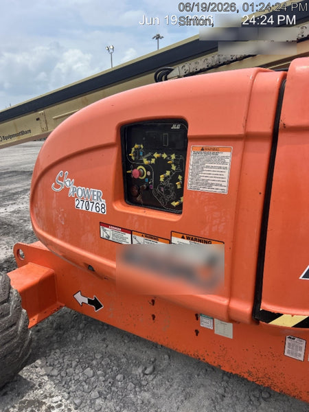 2022 JLG 600AJ