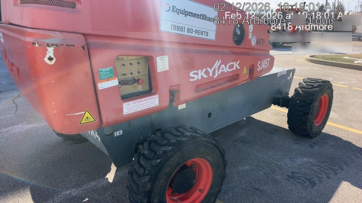 2017 SKYJACK SJ45T+