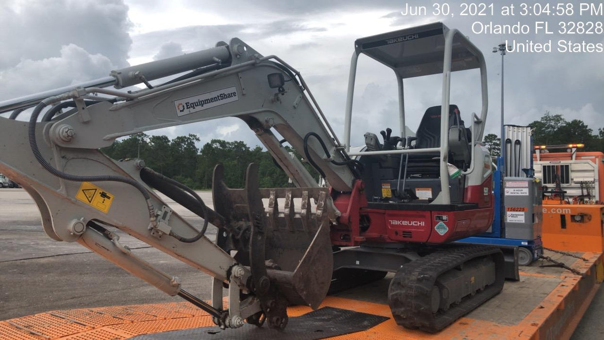2020 Takeuchi TB235-2R Canopy, Rubber Tracks, Manual TAG QC