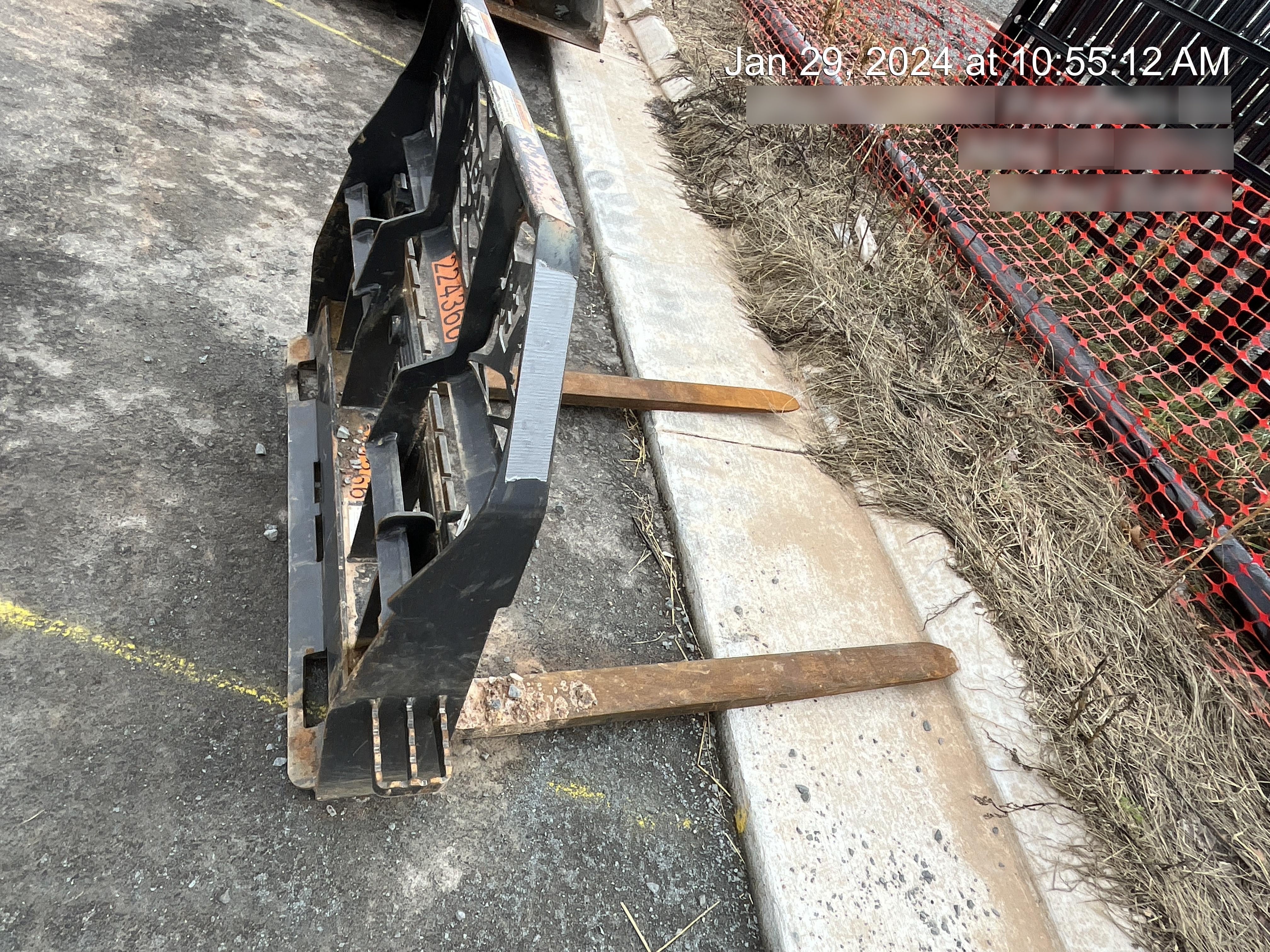 2022 PALADIN 48" Pallet Forks - Paladin