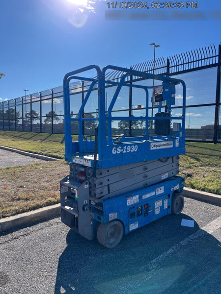 2019 Genie GS-1930 Fixed rails with chain Entry