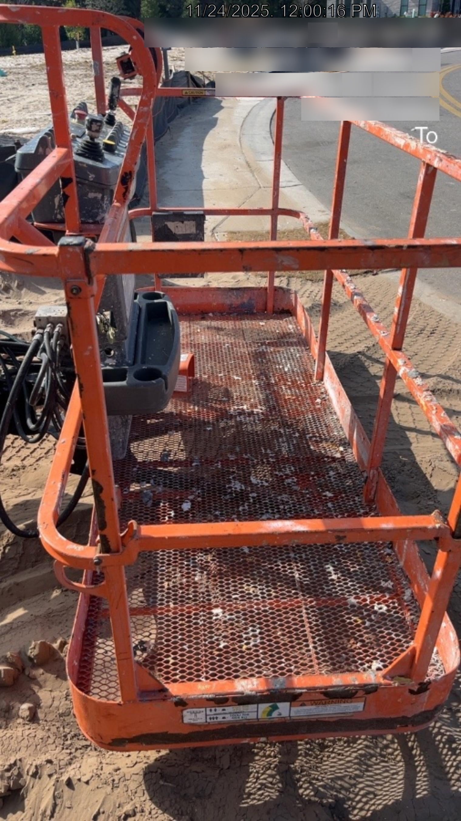 2019 JLG 660SJ