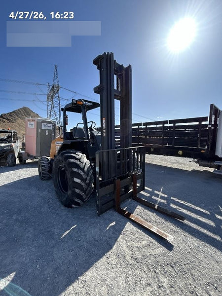 2022 CASE 588H