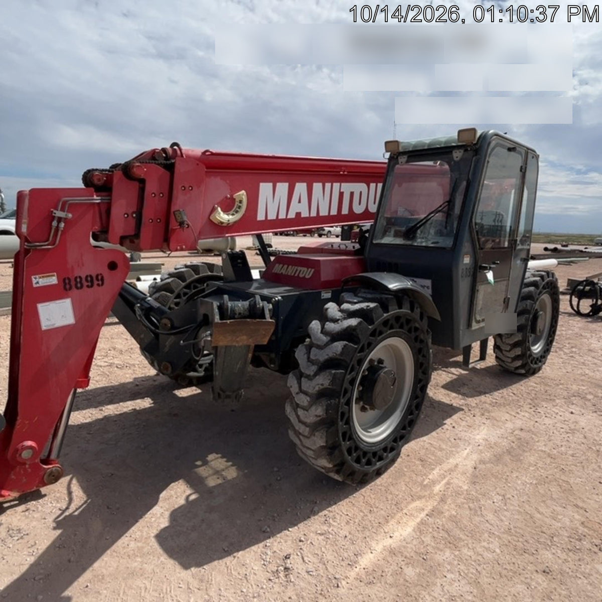 2018 Manitou MTA10055 Manitou MTA 10055 (open ROPS) w/Cab/Heat/AC, Work Lights/Strobe, Aux Hyd, Solid Tires, Lift Hook, 66" Carriage, 60" Forks