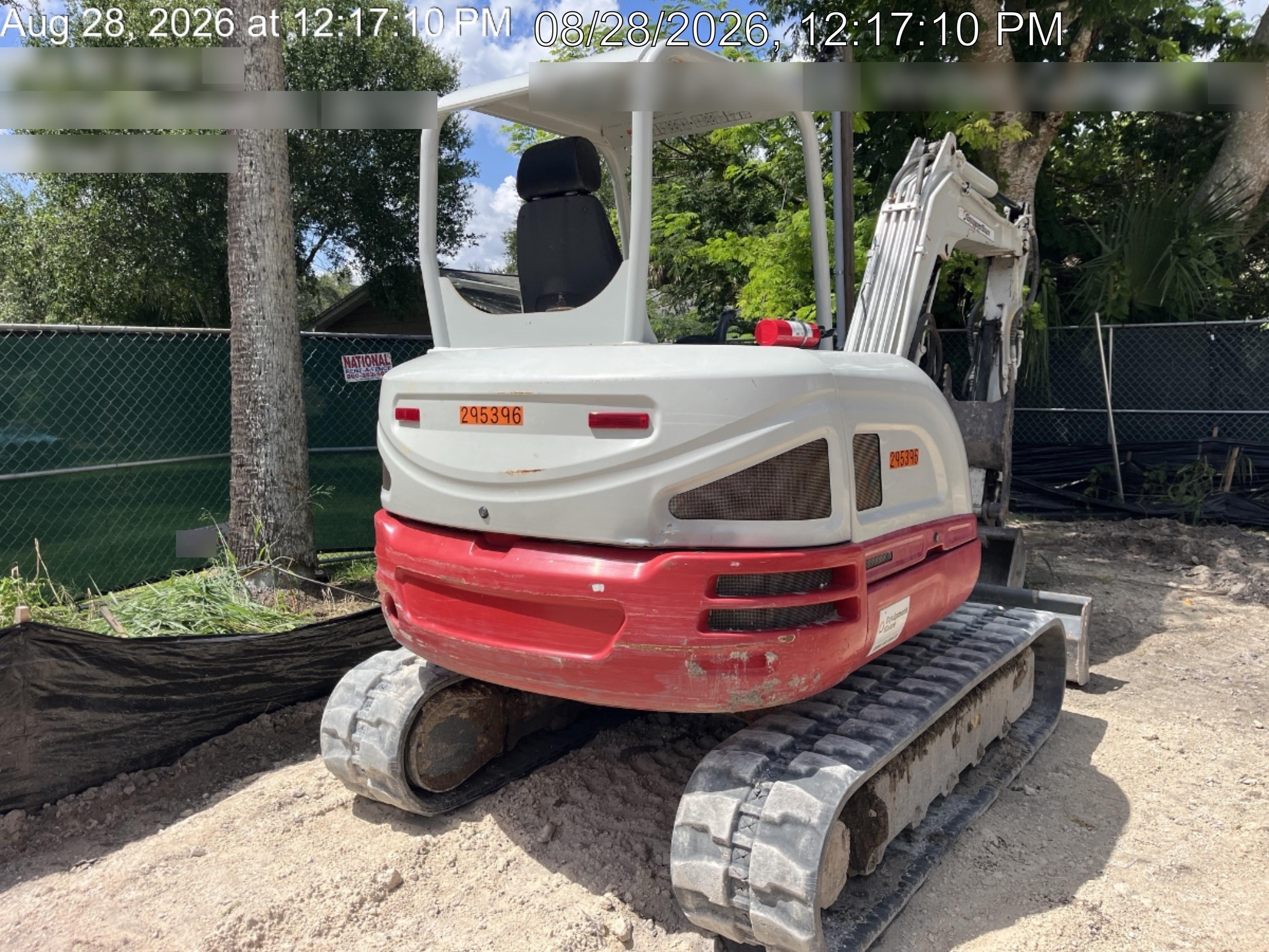 2023 TAKEUCHI TB250-2R