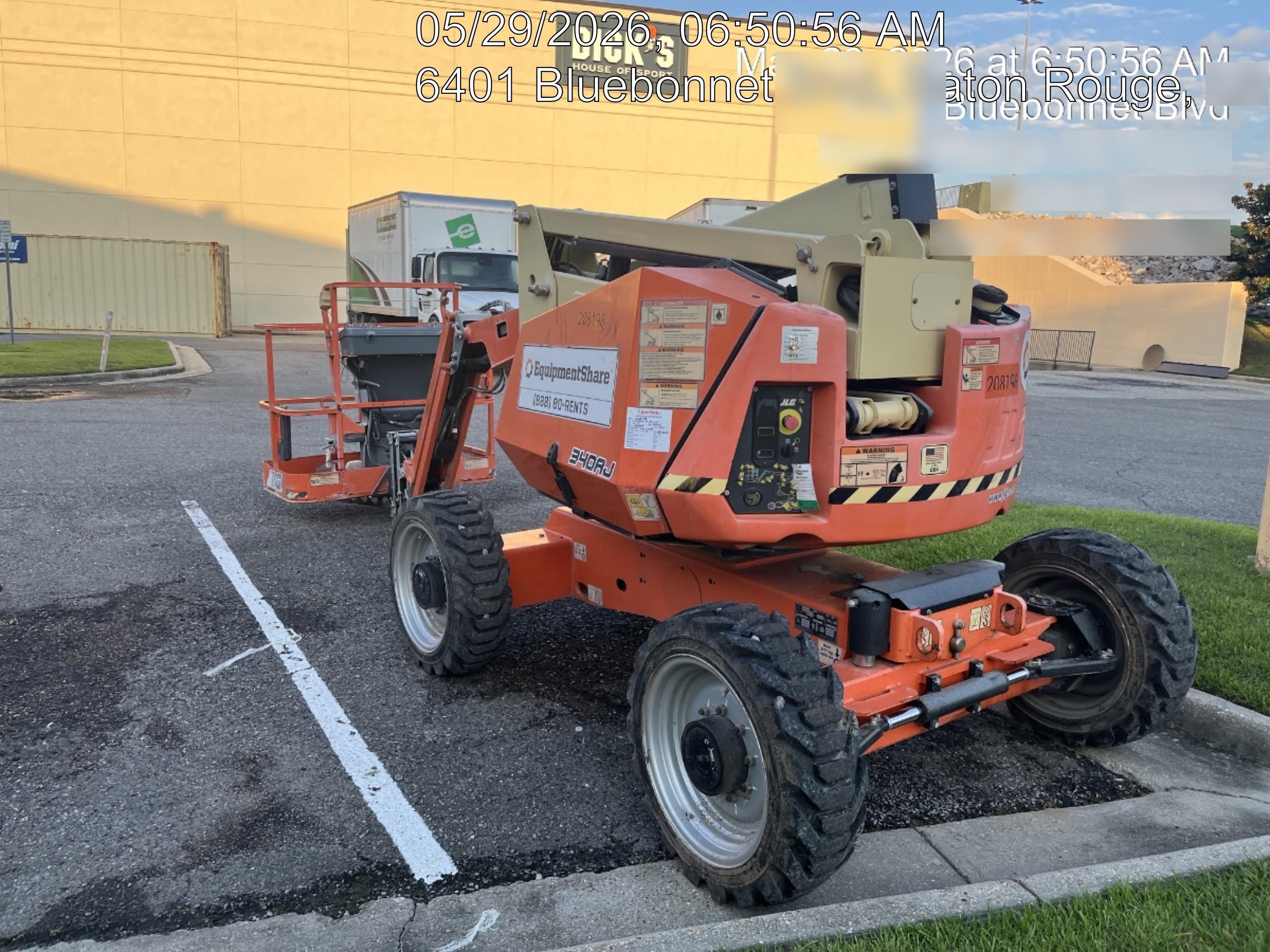 2022 JLG 340AJ