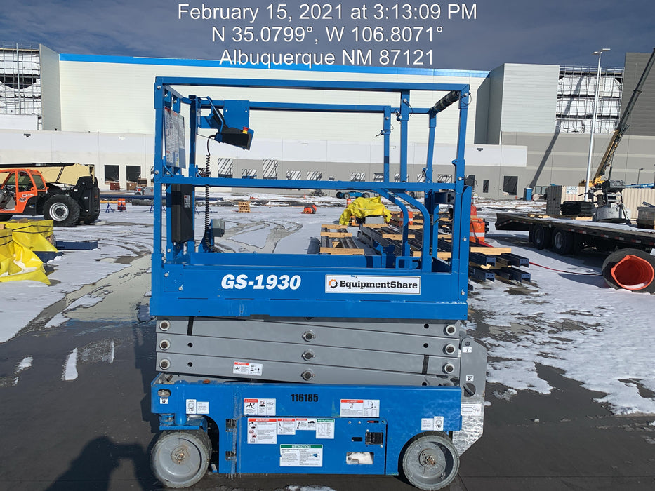 2020 Genie GS-1930 Solid Non Marking Tires, Beacon, Folding rails with half height swing gate