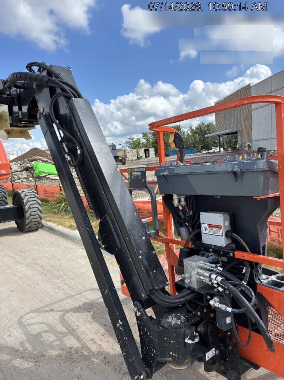 2025 JLG 660SJ