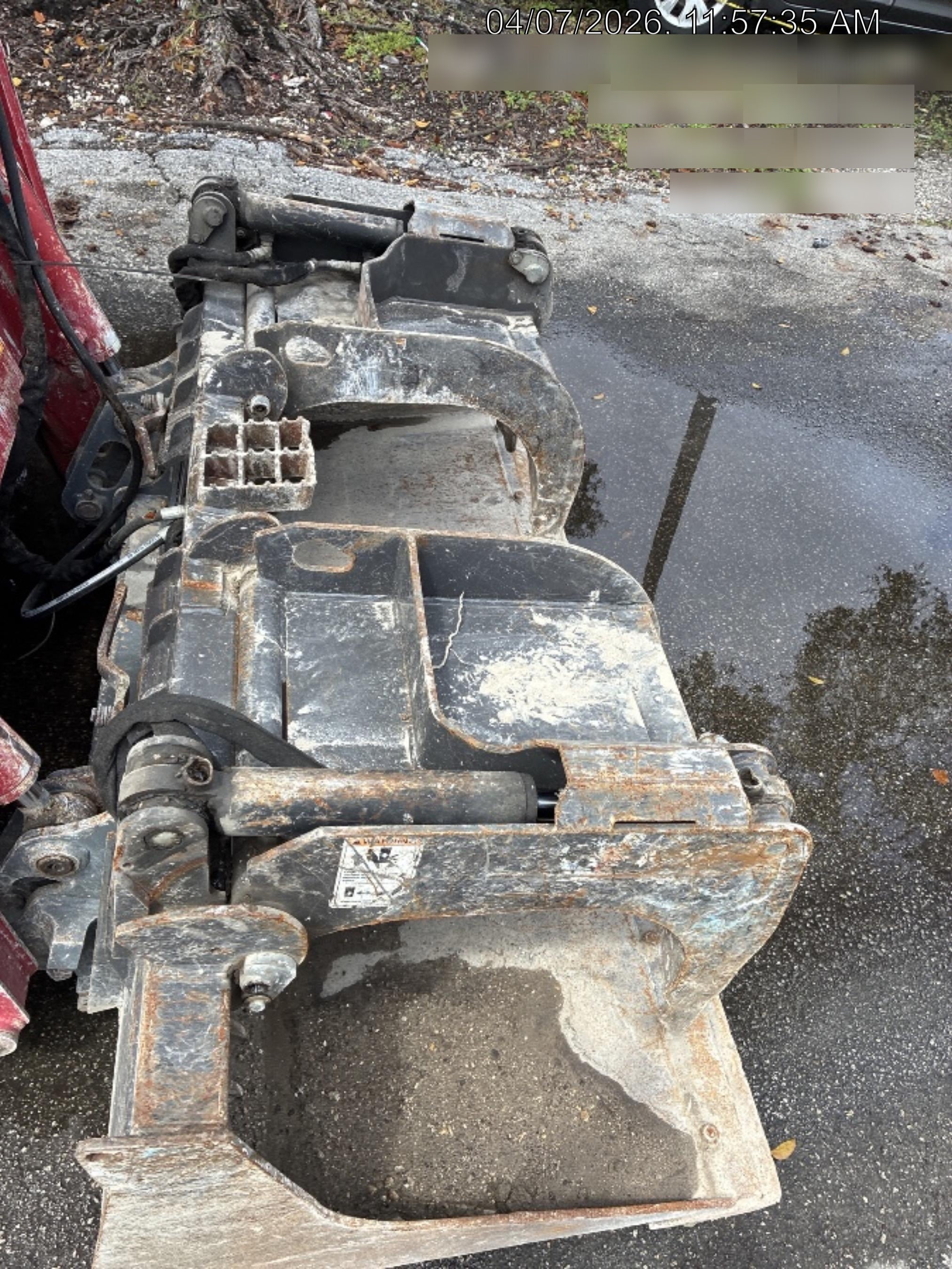 2020 PALADIN 72" Scrap Grapple Bucket - Paladin