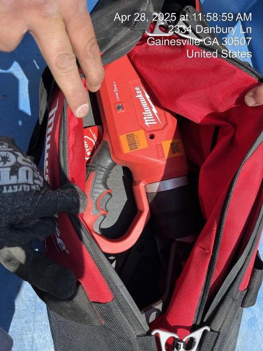 2021 MILWAUKEE 2776-21