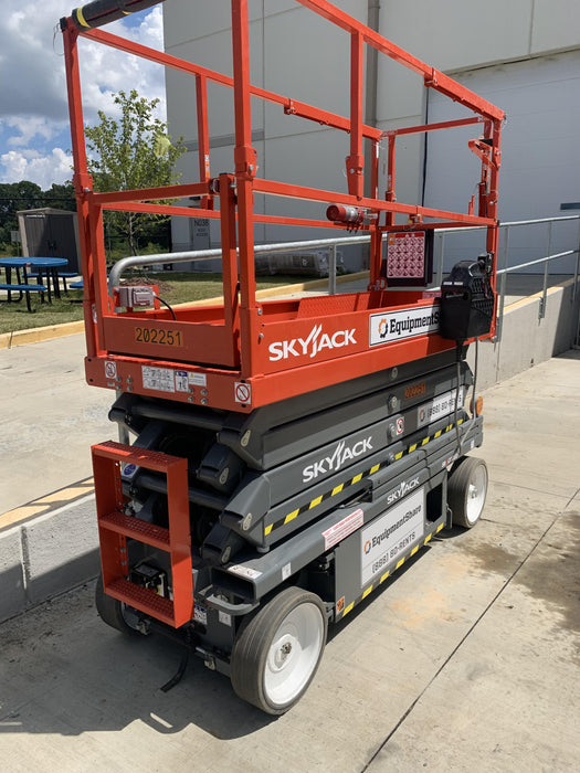 2022 SKYJACK SJ3226