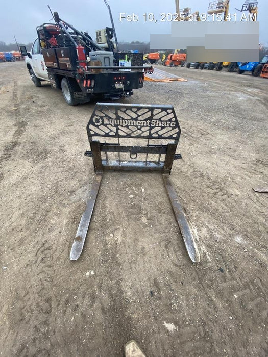 2022 PALADIN 48" Pallet Forks - Paladin