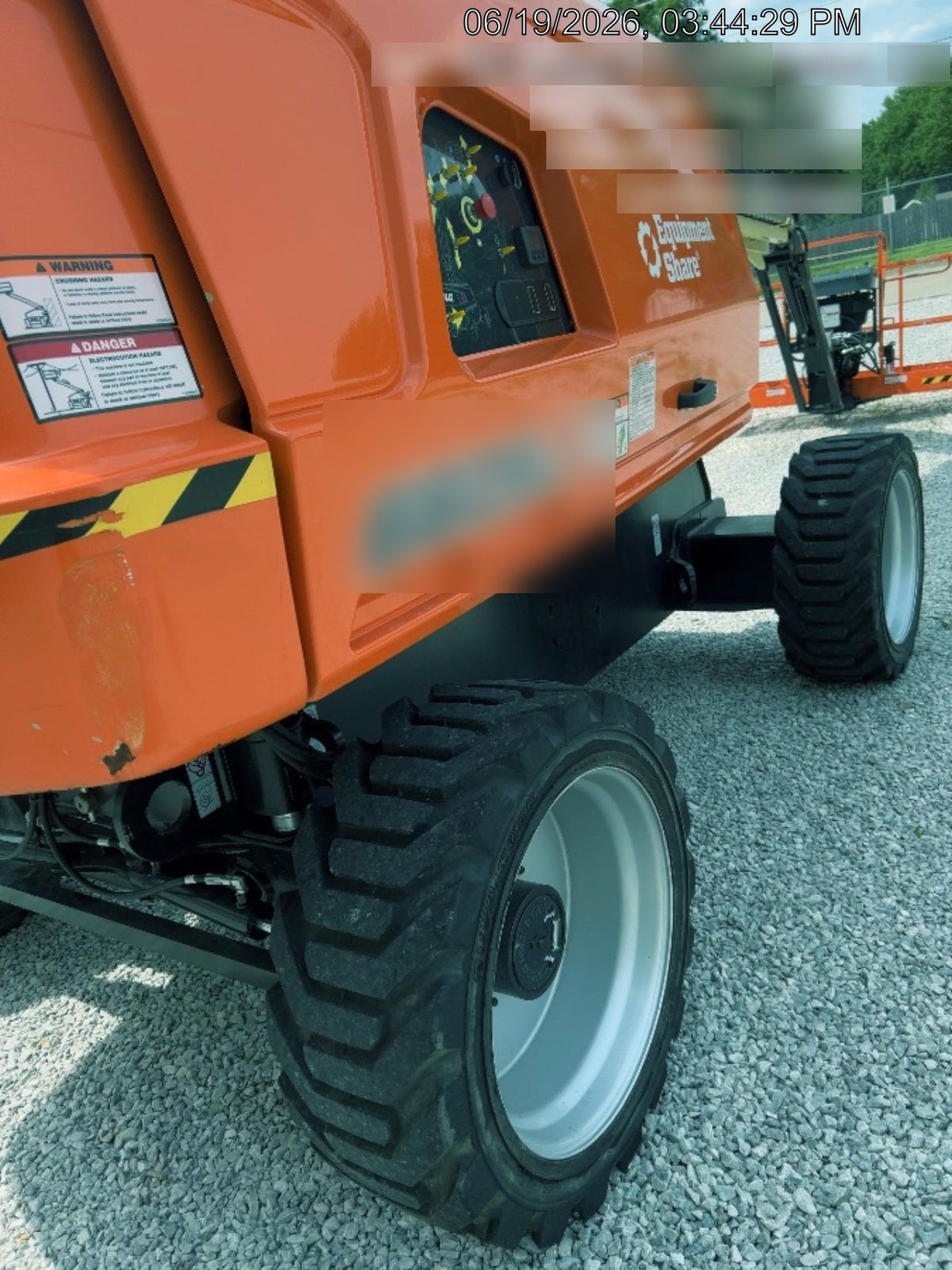 2025 JLG 660SJ