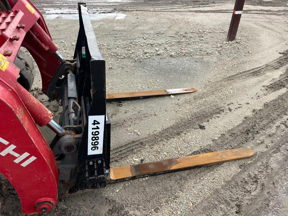 2024 ARROW MATERIAL HANDLING F5100CB