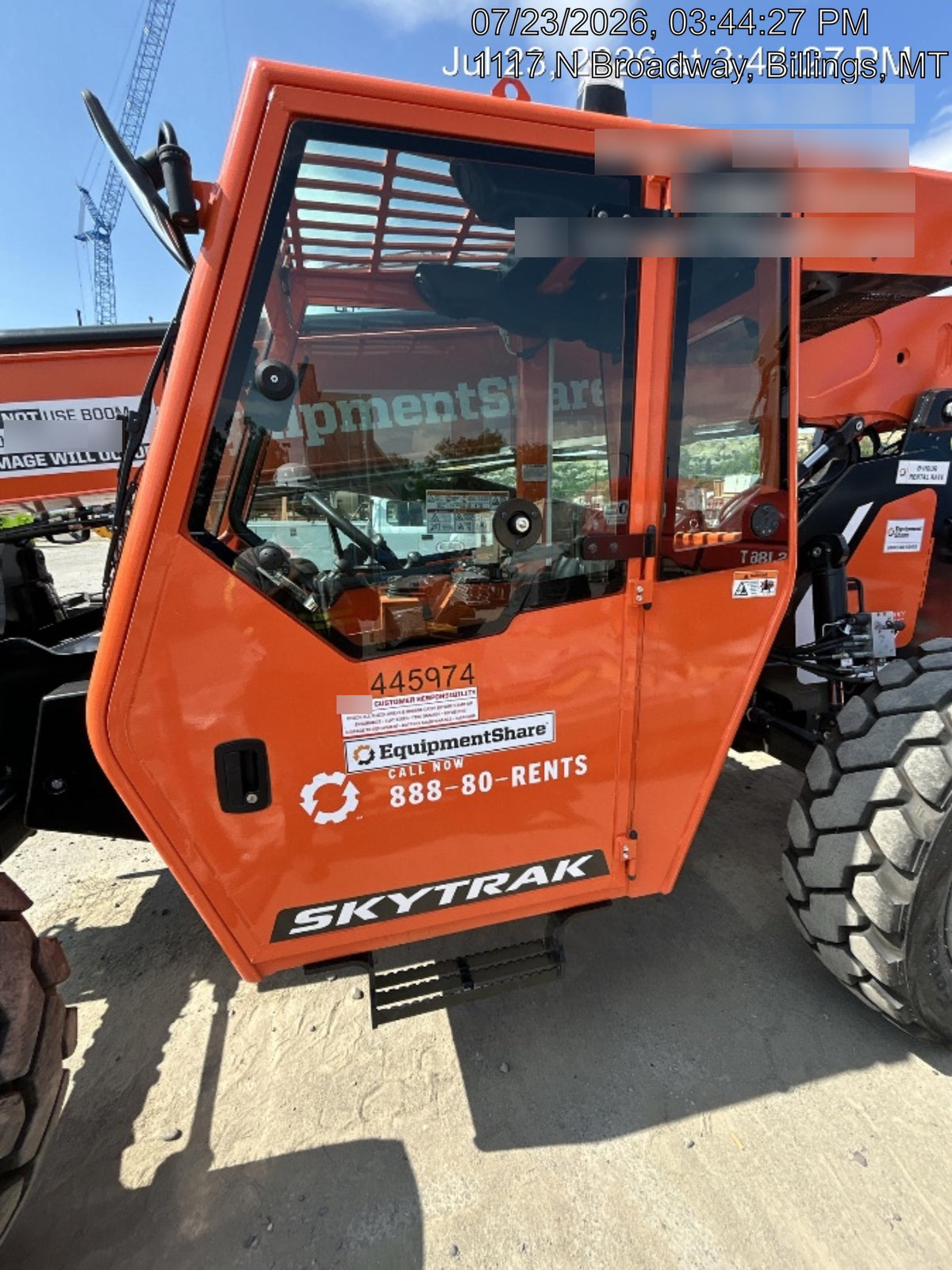 2024 SKYTRAK 8042