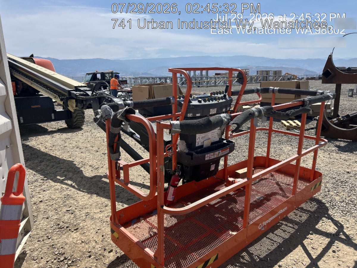 2025 JLG 660SJ