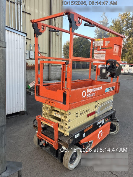 2022 JLG ES1932
