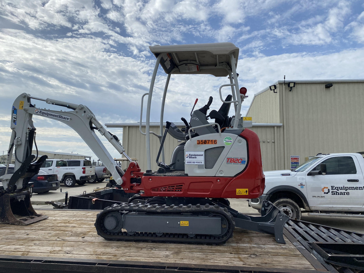 2023 TAKEUCHI TB20e