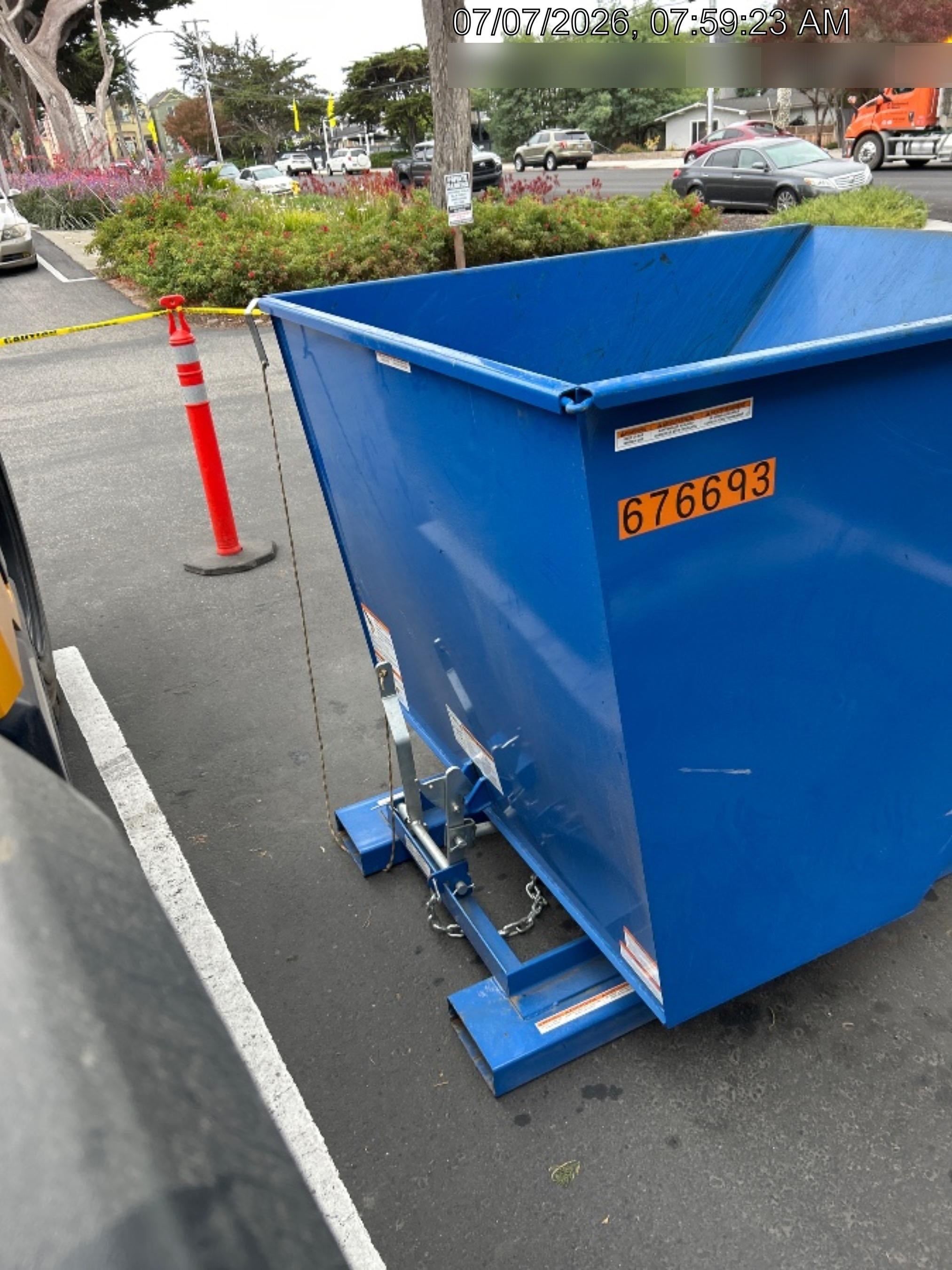 2025 ULINE D-200-LD