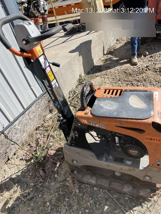 2023 Multiquip MV308GH Honda GX270, 18" Plate, Tachometer