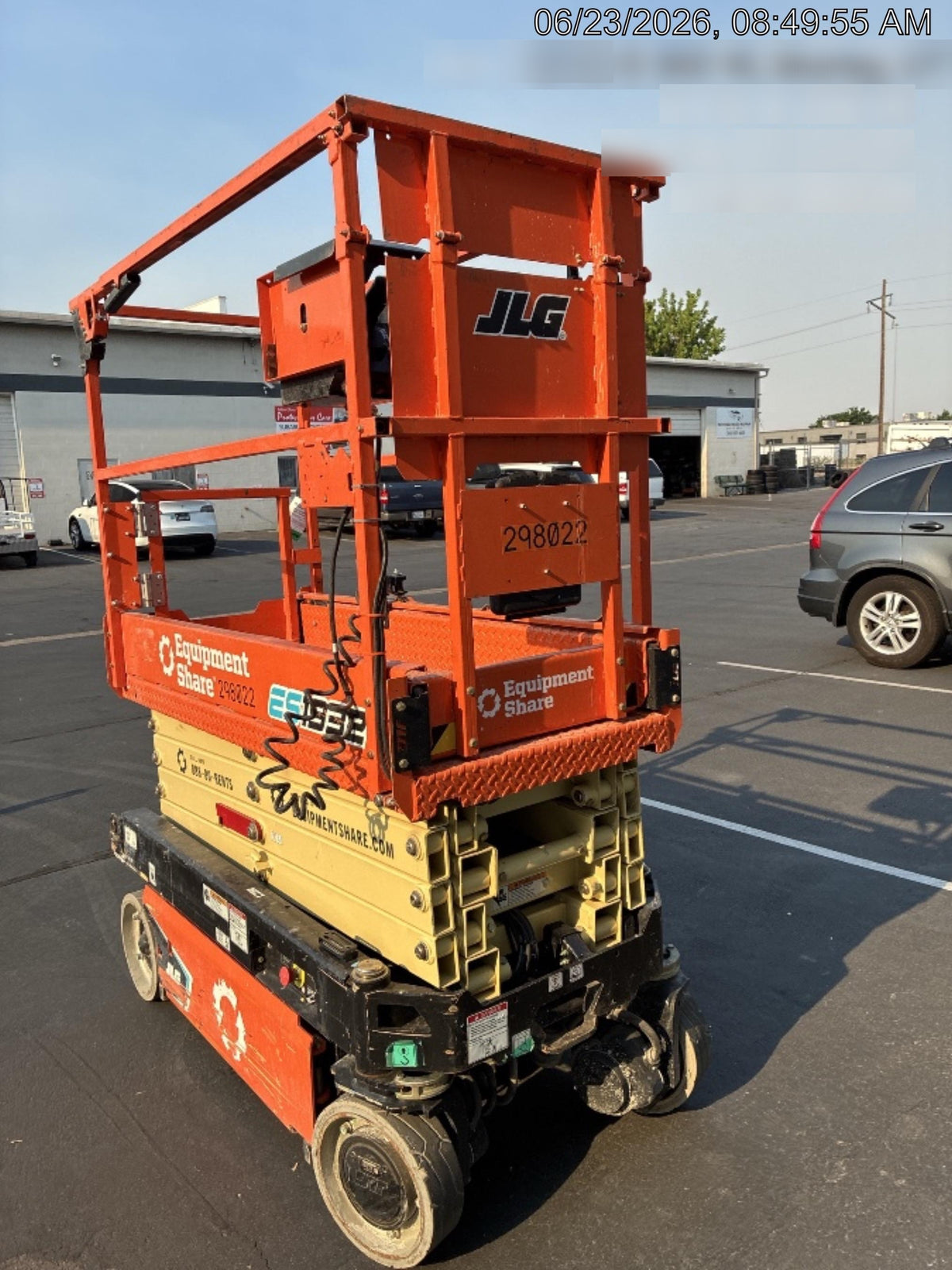 2023 JLG ES1932