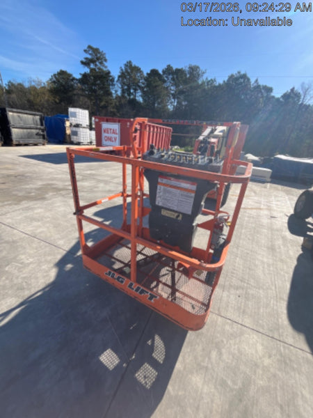 2019 JLG E300AJP