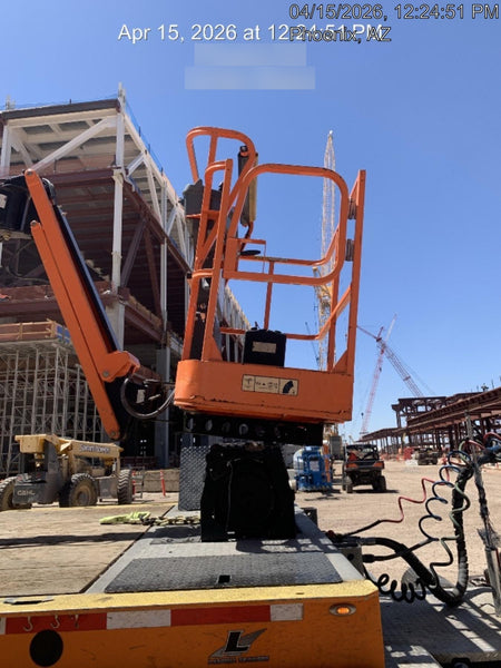 2019 JLG E300AJP