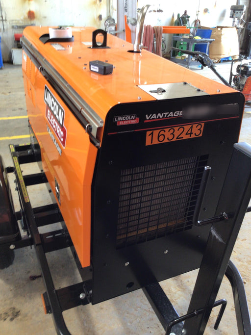 2021 Lincoln Electric Vantage 322 Vantage 322 Ready Pak 3 w/ Decals, ORANGE (includes trailer, cable rack, fender light kit) NO Telematics