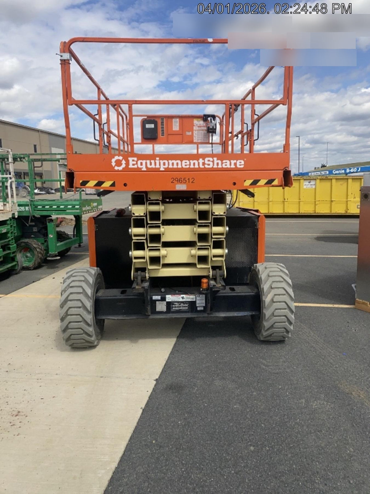 2023 JLG RT4394