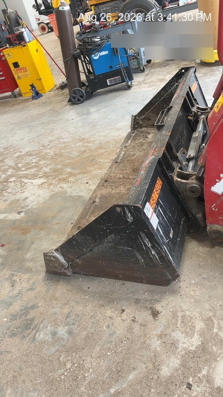 2025 TAKEUCHI 80" Smooth Bucket - Takeuchi