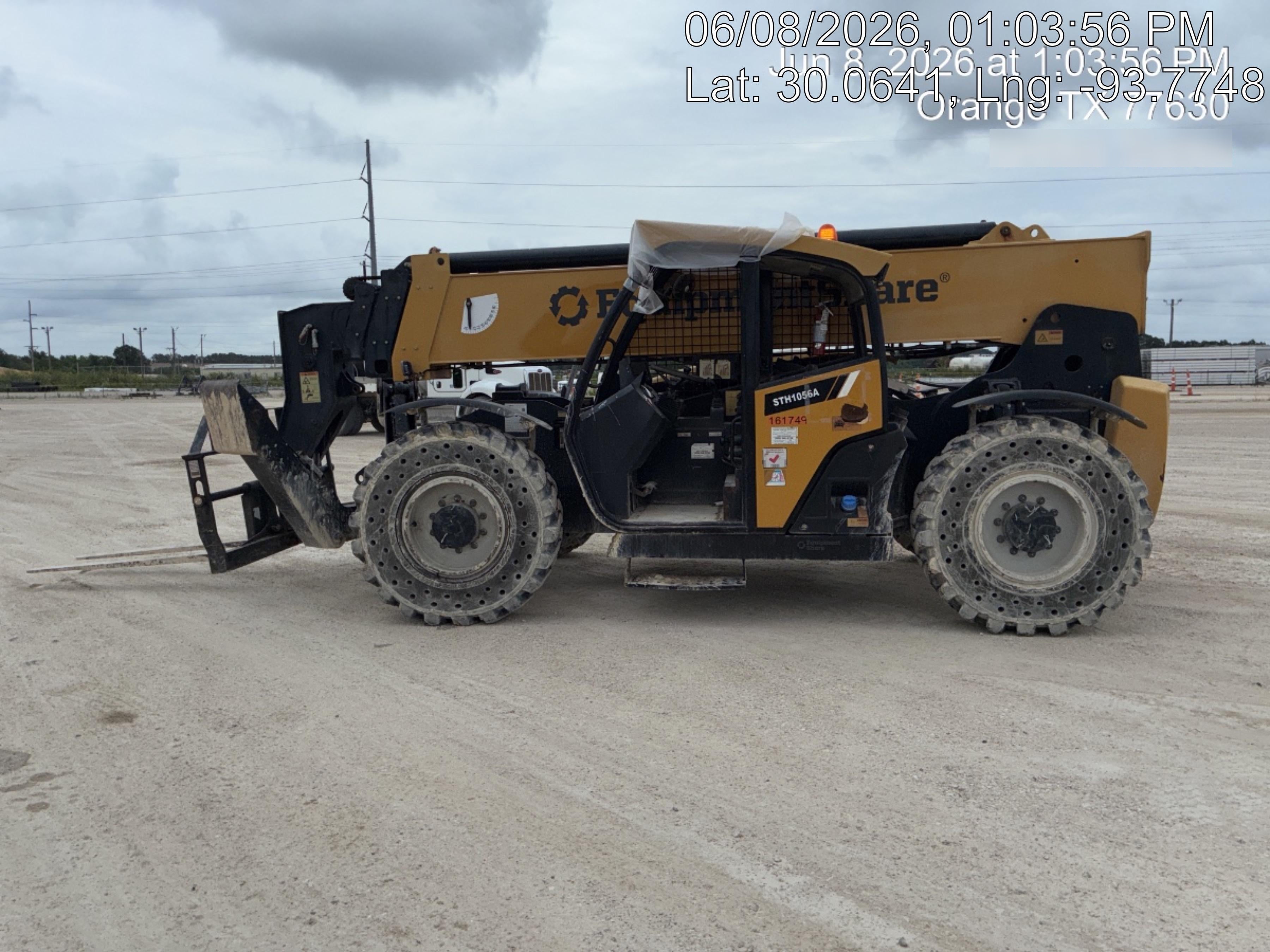 2021 SANY STH1056