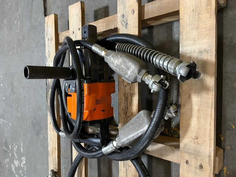 2024 MICHIGAN PNEUMATIC ES-4955B2-TRACKER