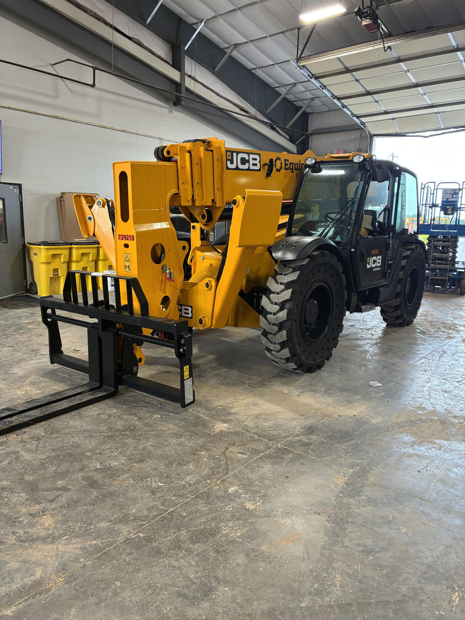 2026 JCB 512-56