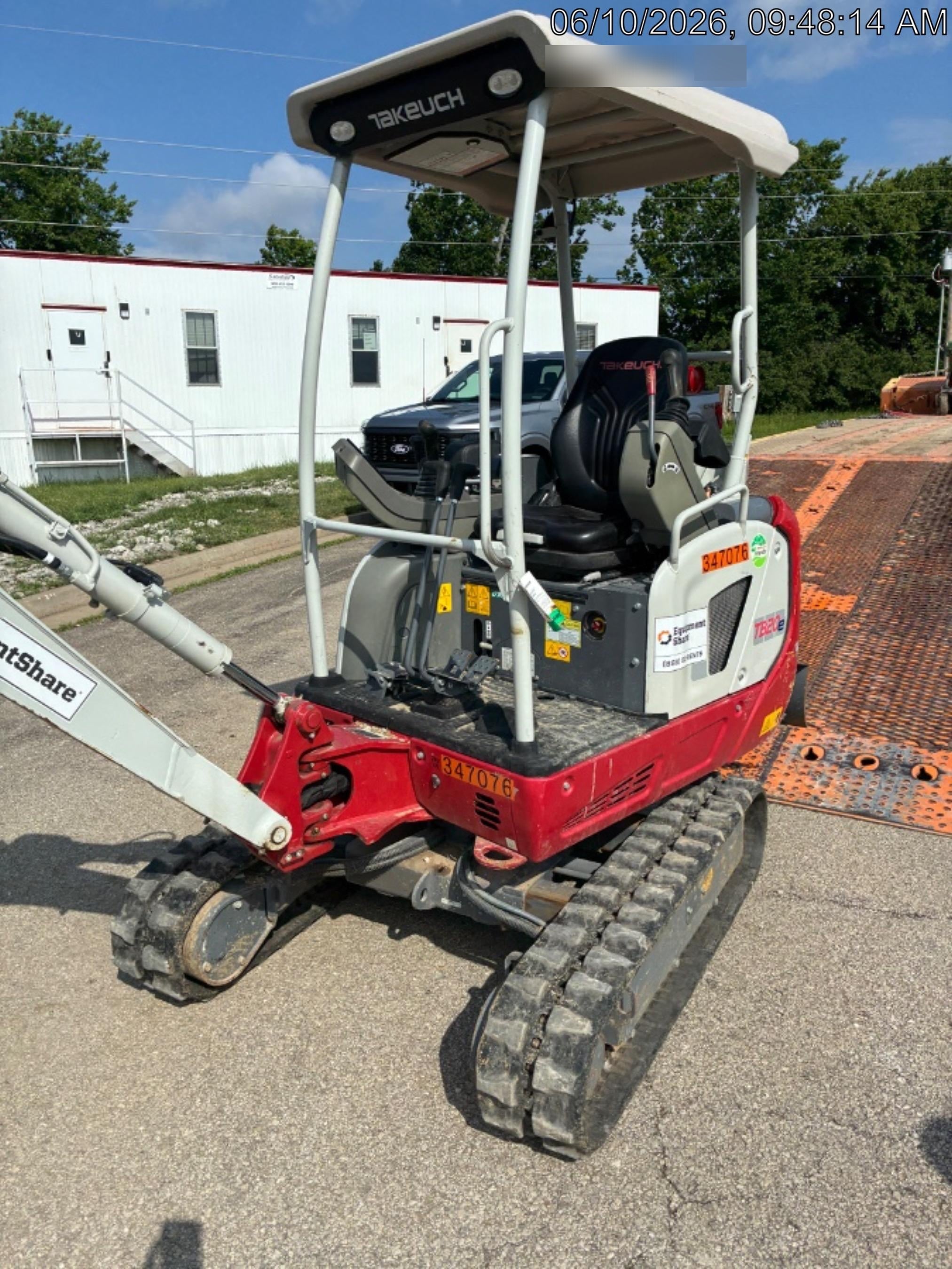 2023 TAKEUCHI TB20e