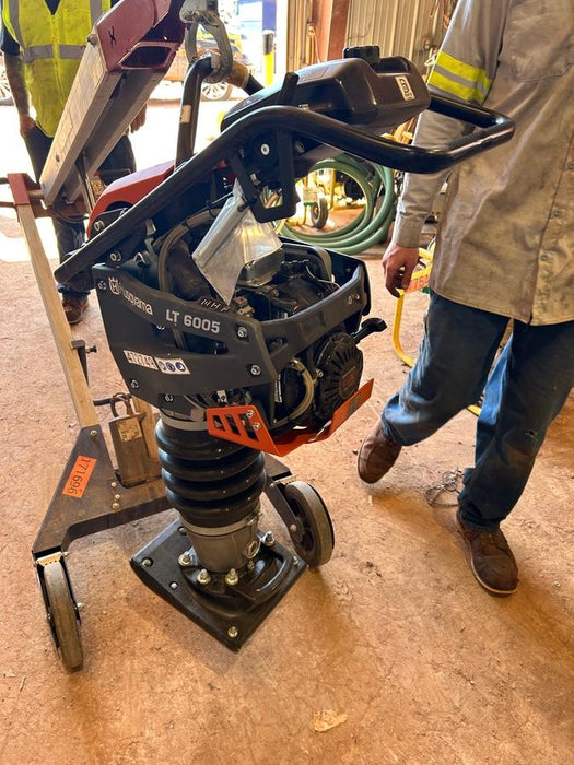 2024 HUSQVARNA LT6005