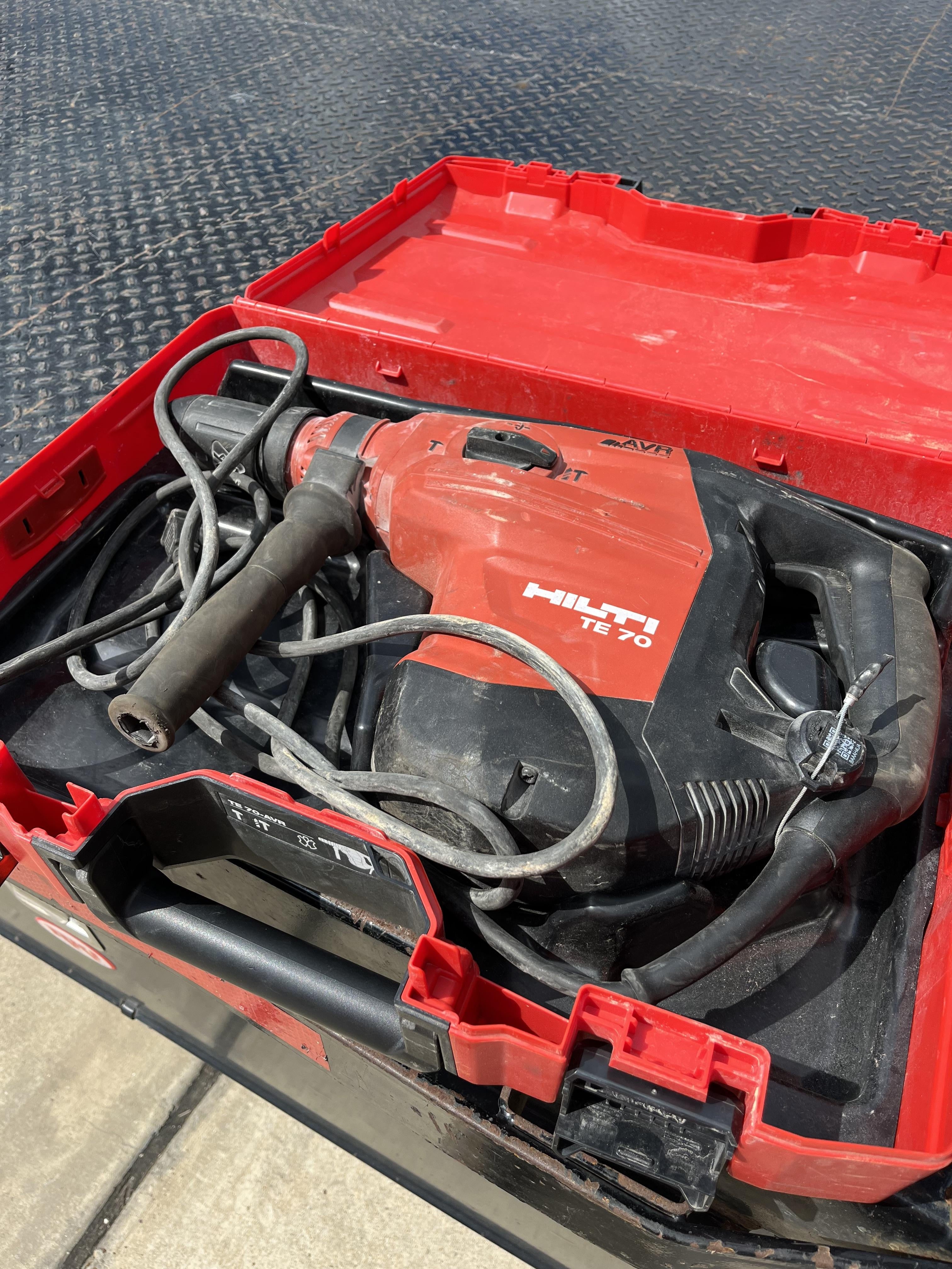 2021 HILTI TE 70-AVR