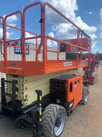 2022 JLG RT4069