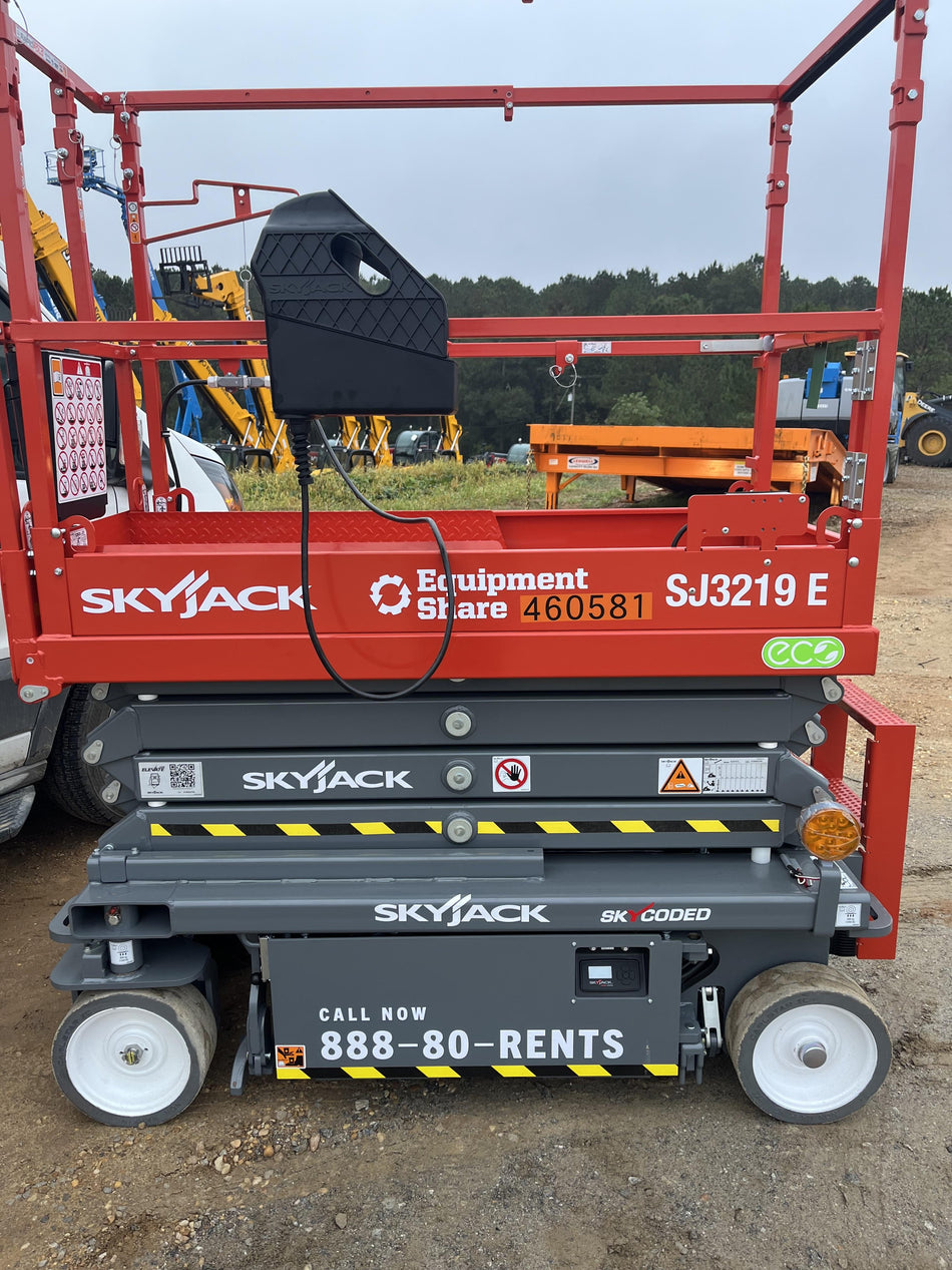 2024 Skyjack SJ3219 Electric Drive, Sld NM Tires, DBcns, RFRails, Power to Platform, T3 + Access Control