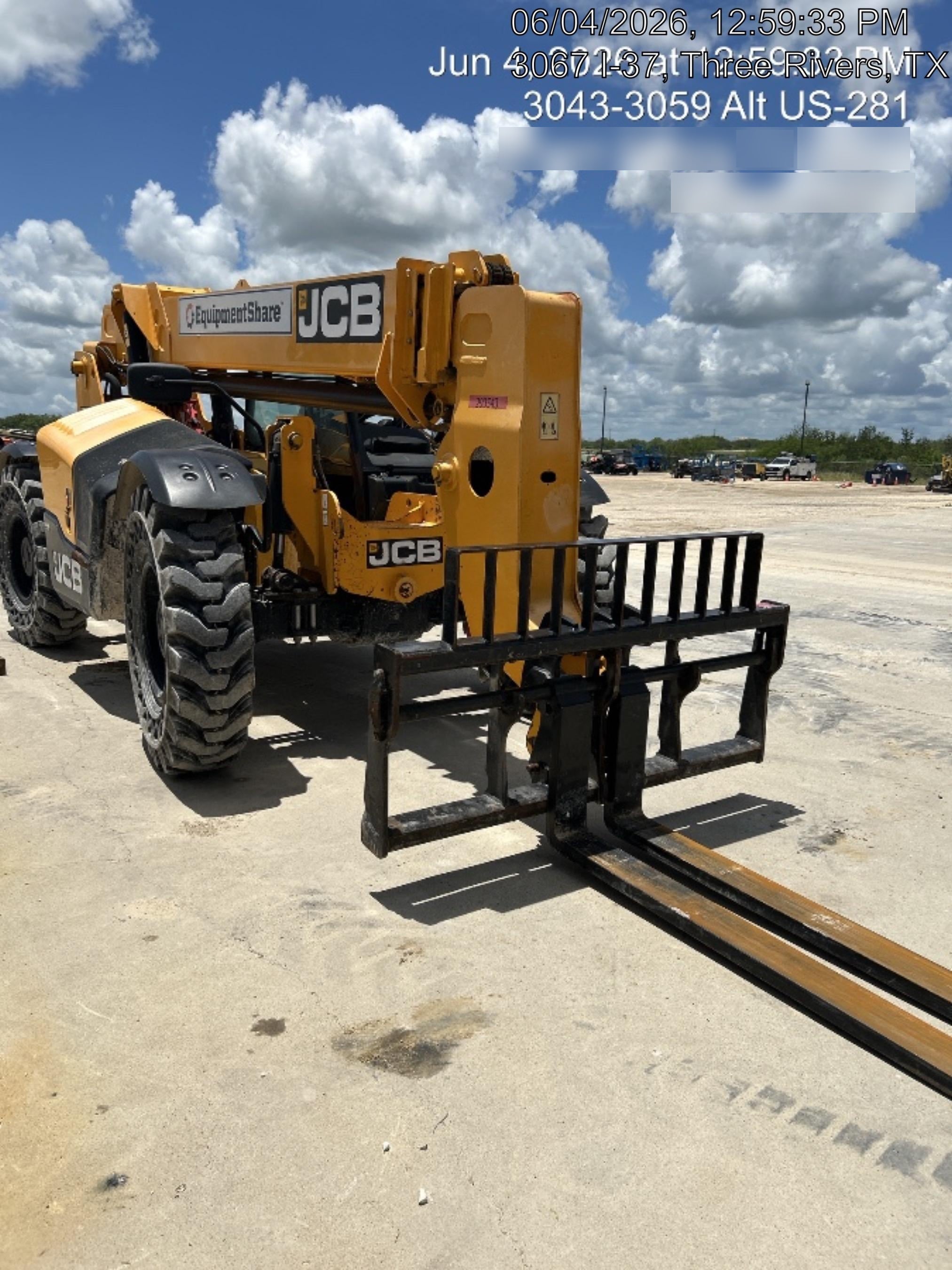 2023 JCB 509-42