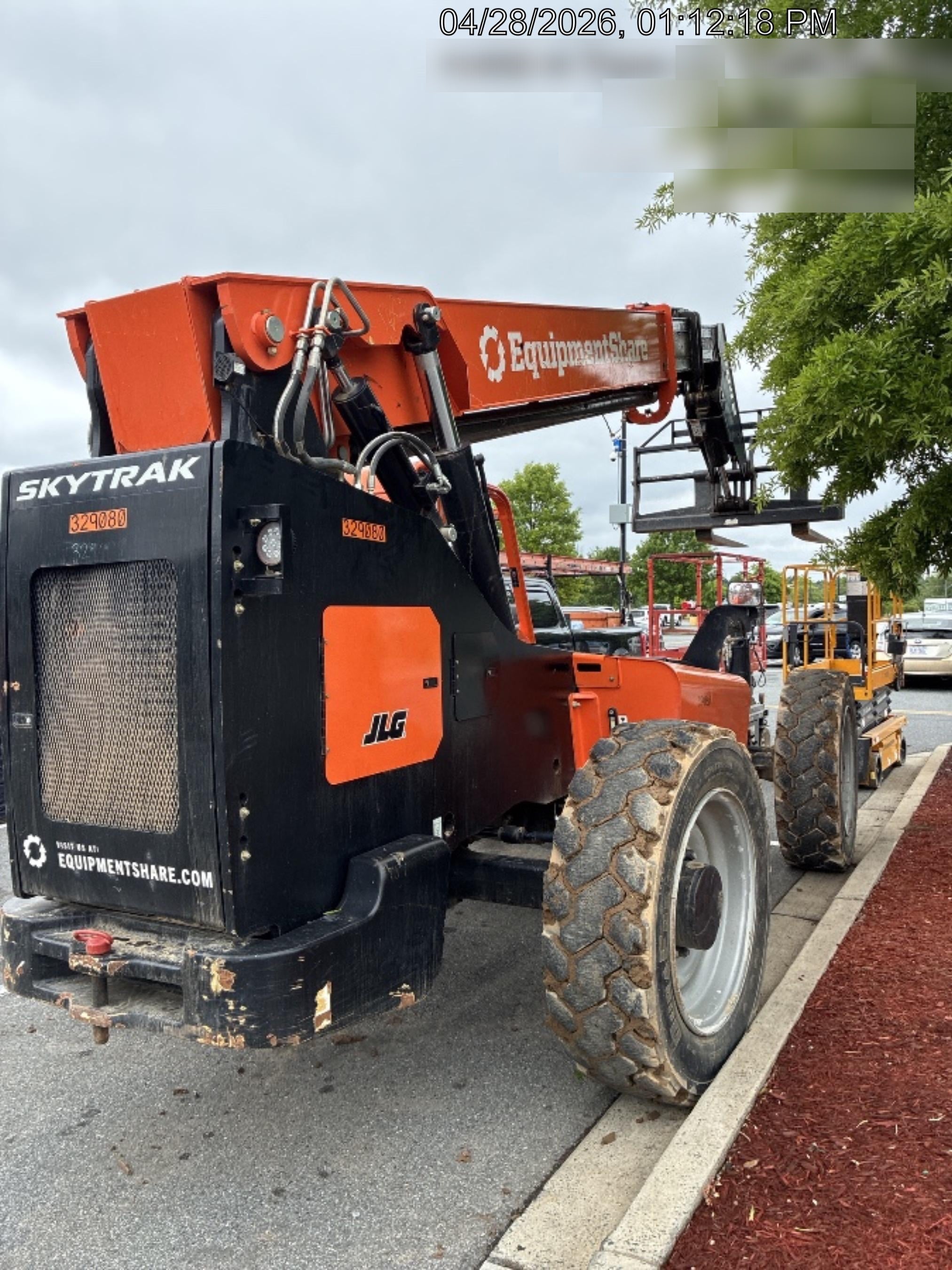 2023 SKYTRAK 8042
