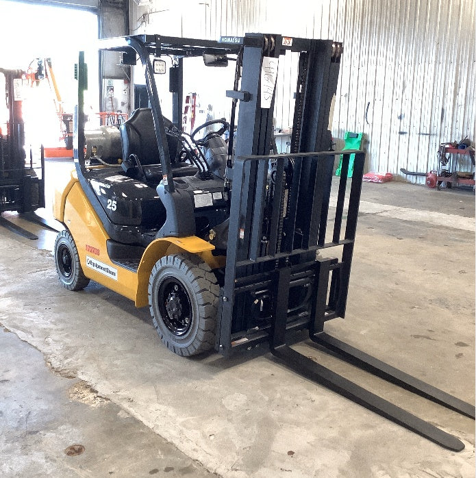 2021 KOMATSU FG25T-16