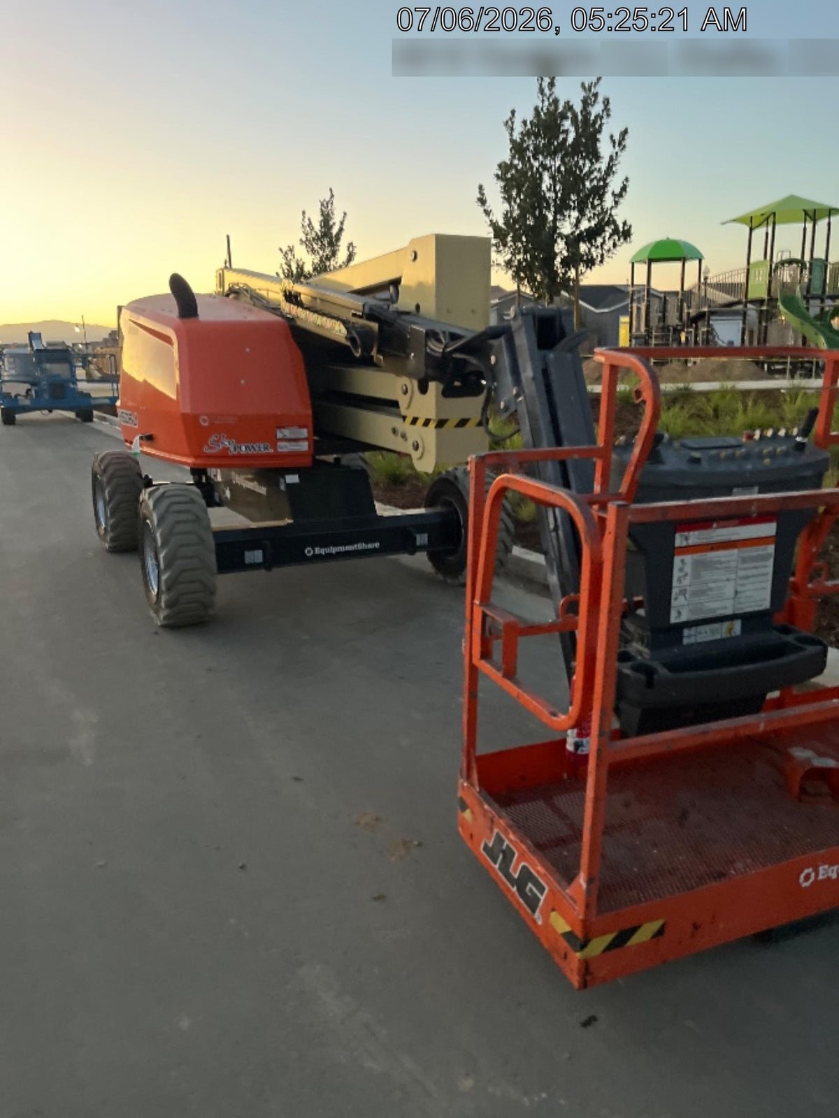 2025 JLG 450AJ