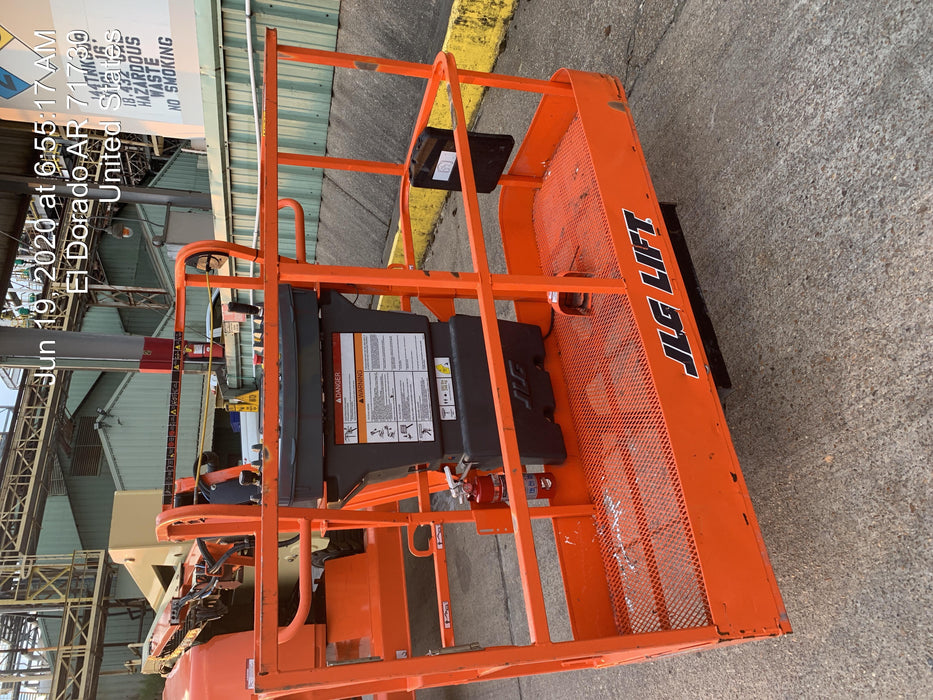 2019 JLG 450AJ