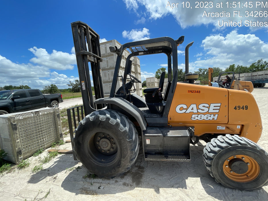 2018 CASE 586H